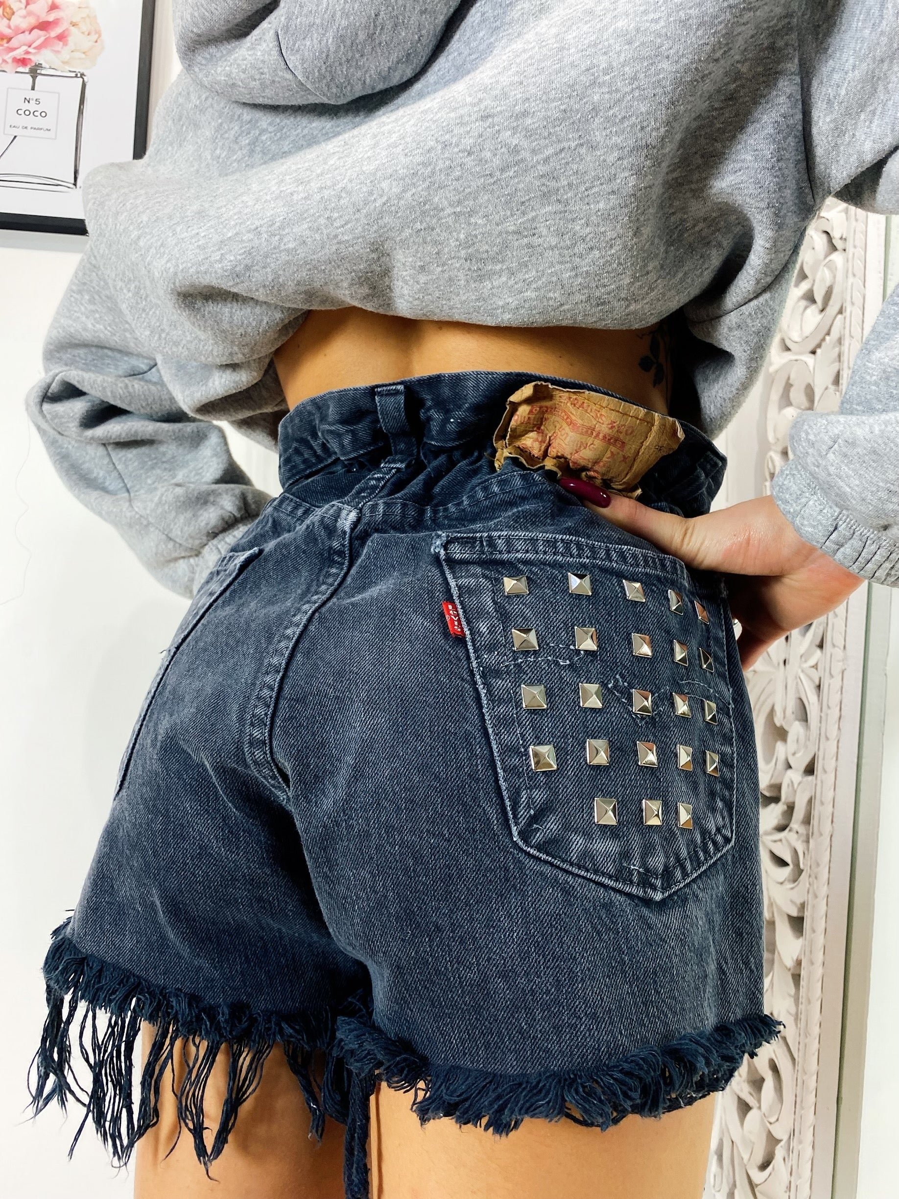 Levi’s Vintage grigio scuro con borchie