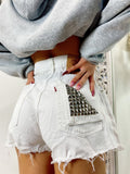 Short Levi’s Vintage bianco con borchie
