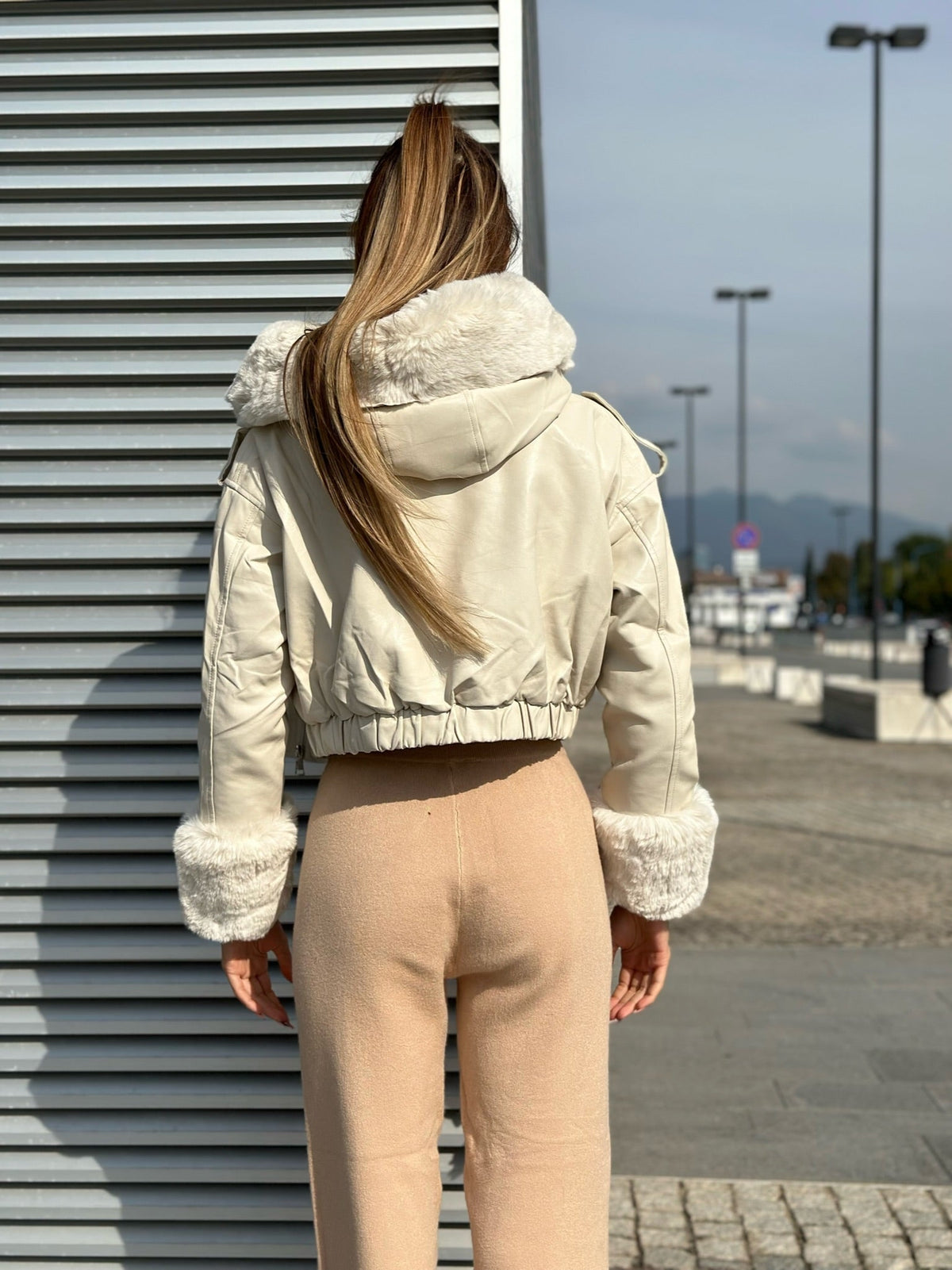 Giaccone beige con pelo
