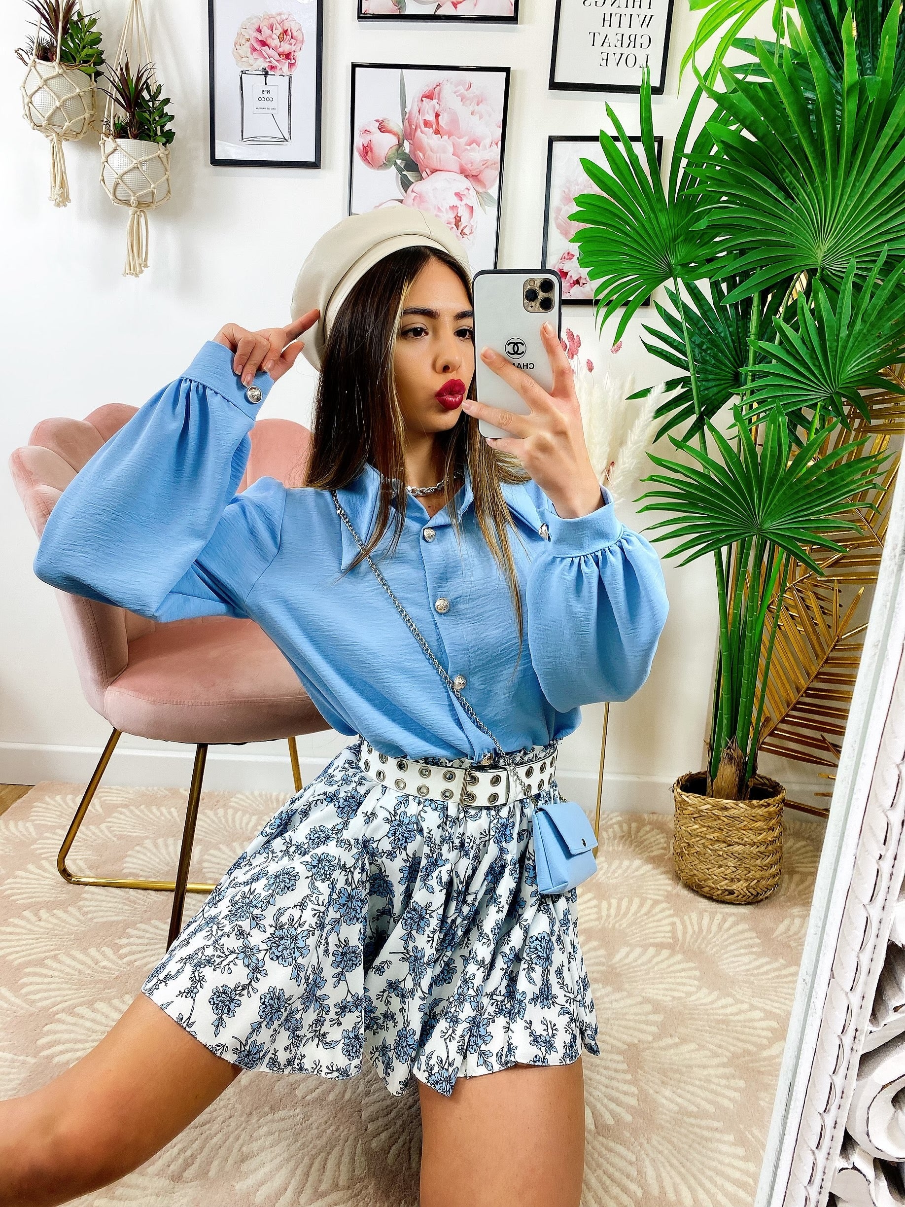 Camicia con borsetta celeste