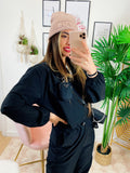 Completo sportivo con righe nero