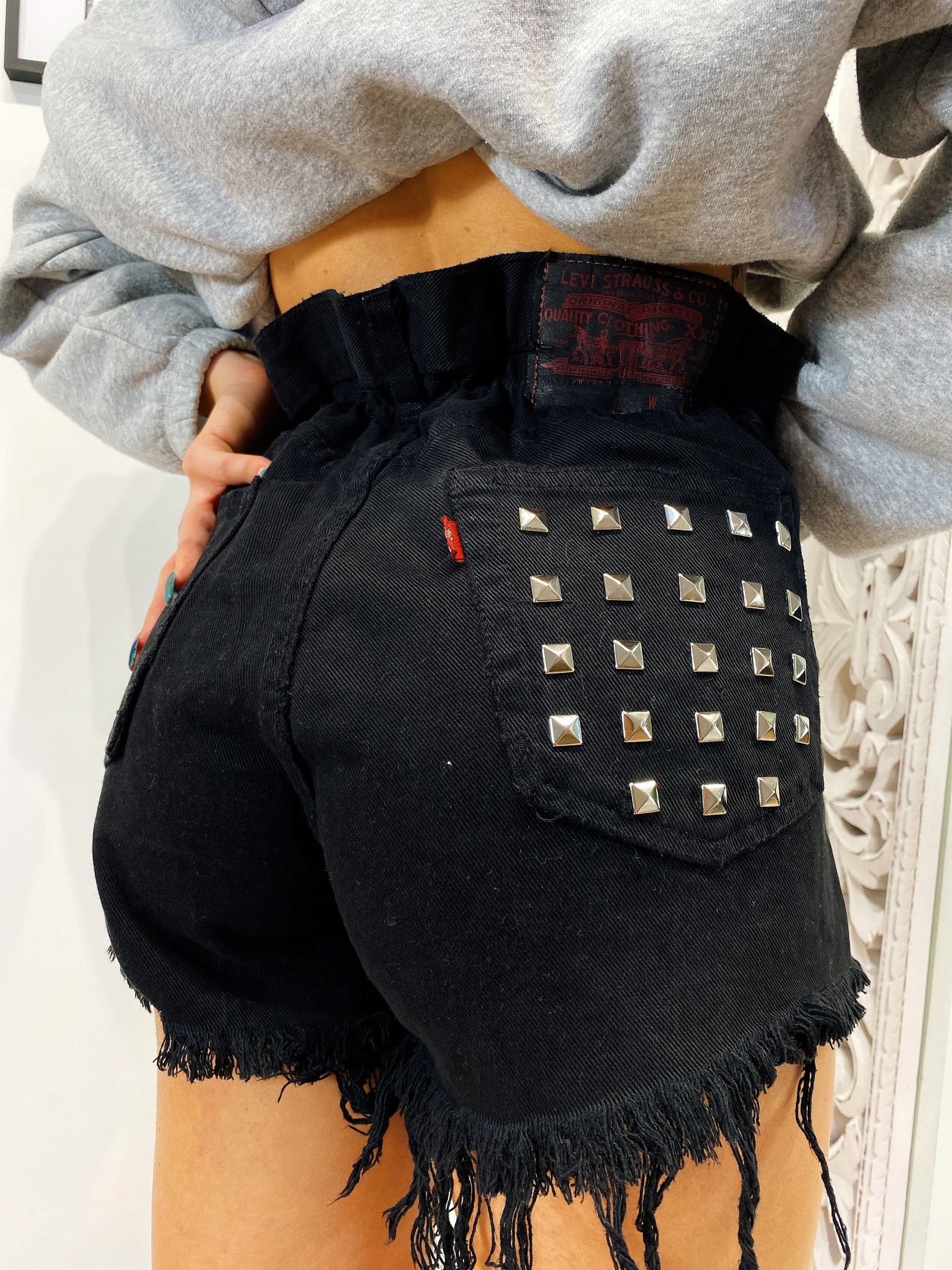 Short Levi’s Vintage con Borchie Nero