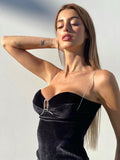 Abito in velluto con strass