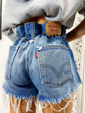 Short Levi’s Vintage bagno medio con strappi