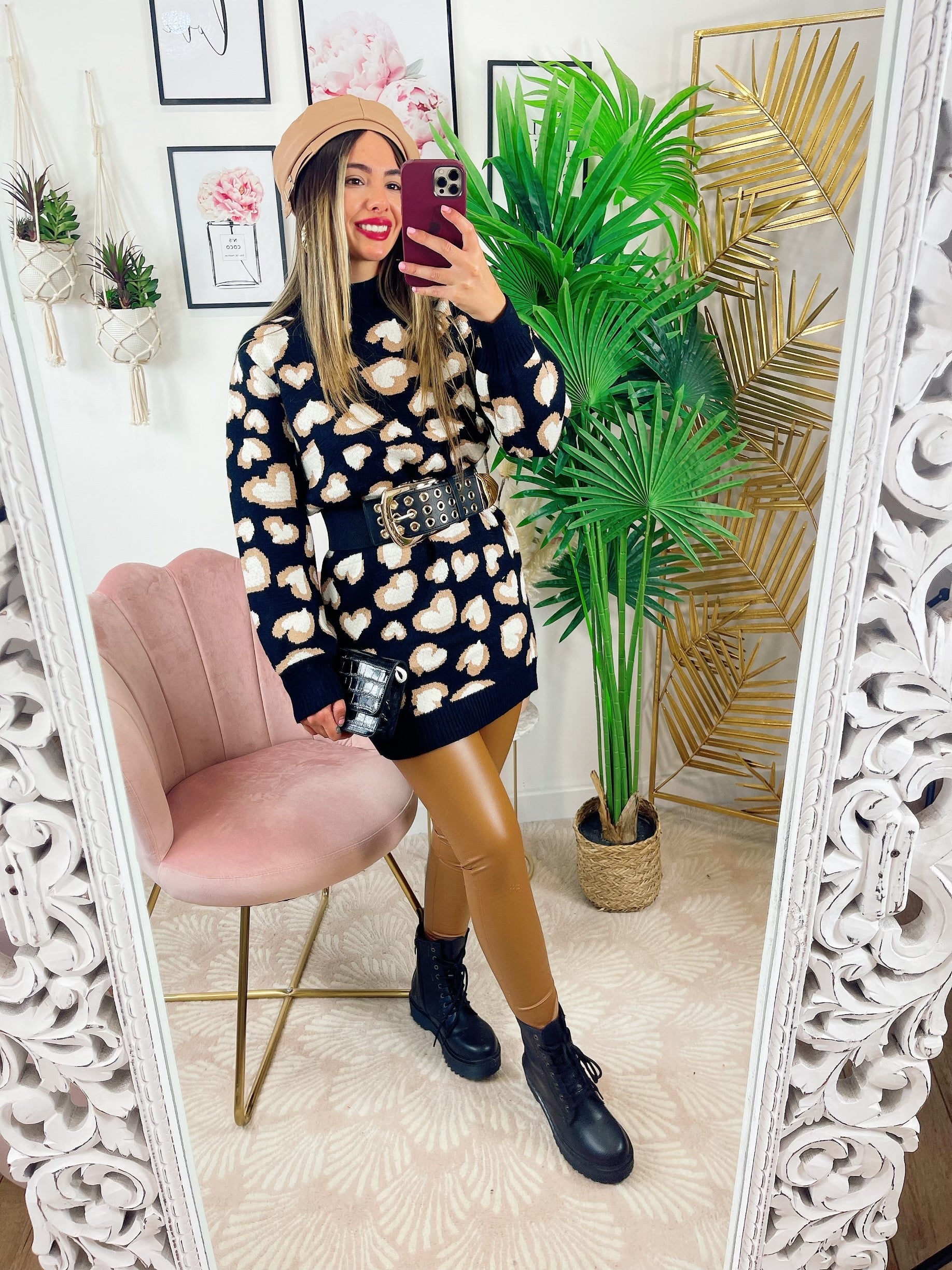 Maxi maglione morbidissimo con cuori Nero