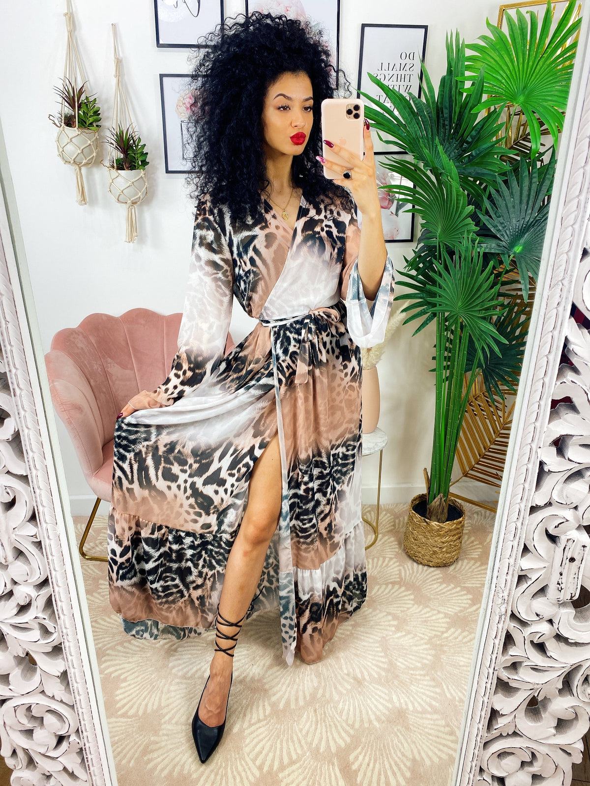 Abito a kimono leopardato con cintura