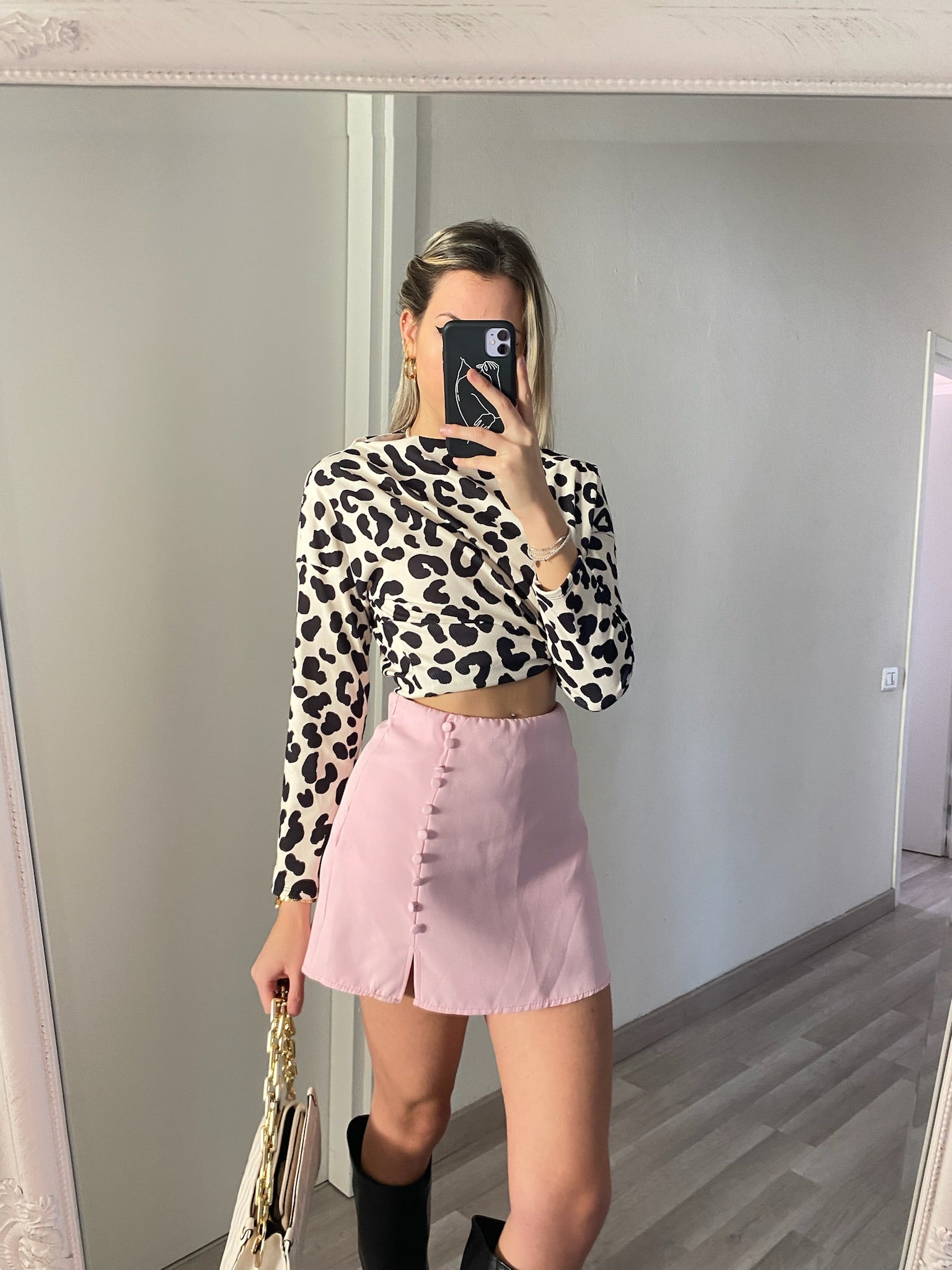Maglia bianca e nera