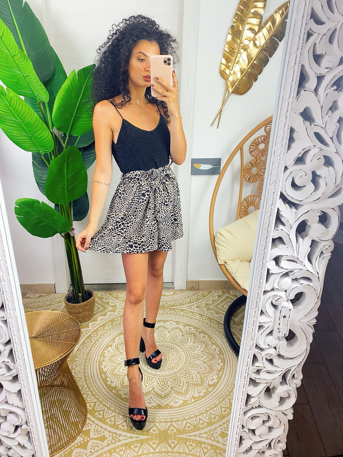 Short maculato nero e marrone