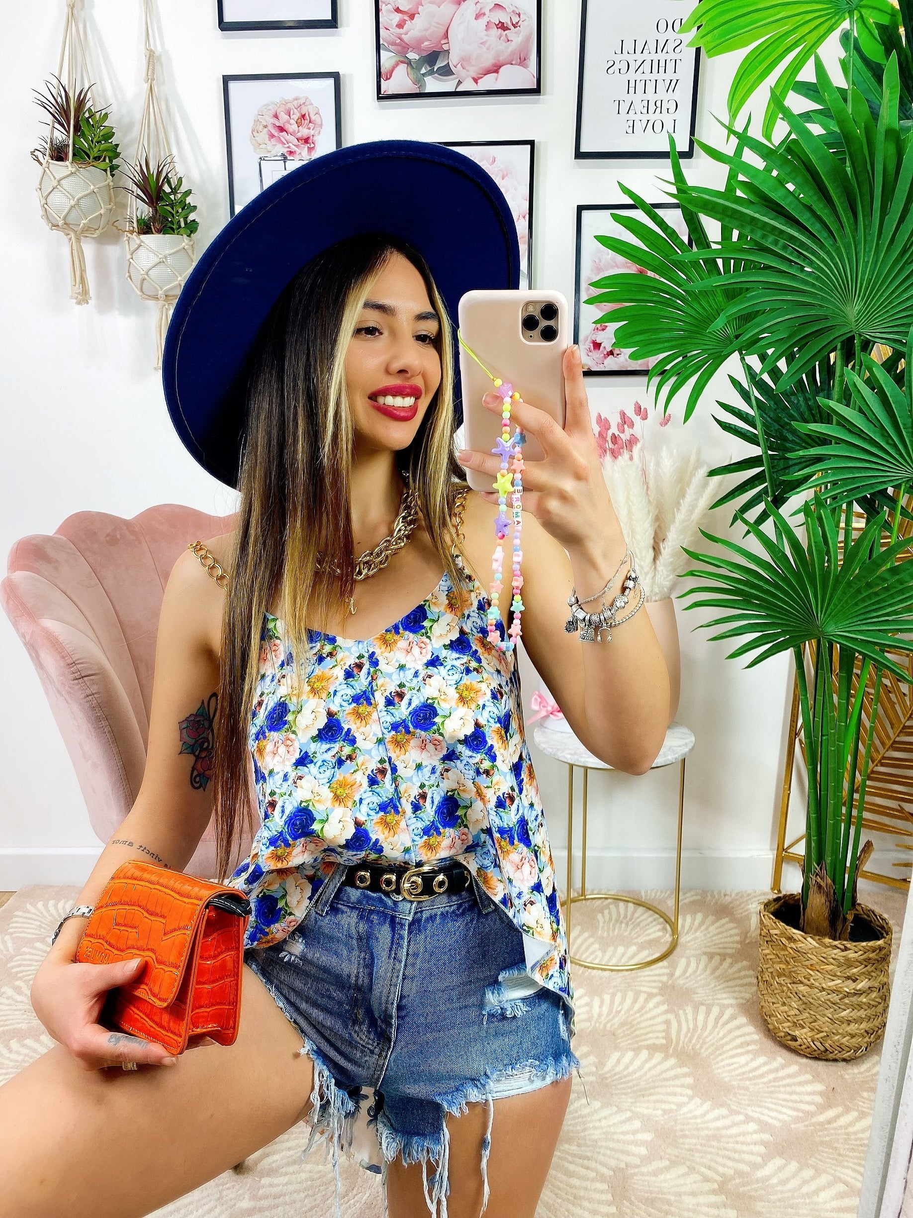 Maxi maglia floreale con catena dettagli blu