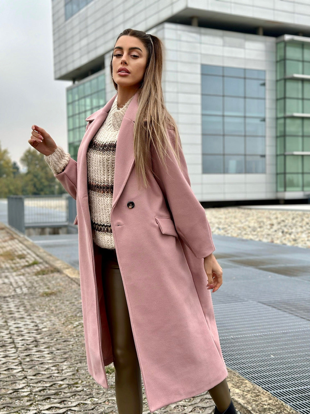 Cappotto over rosa