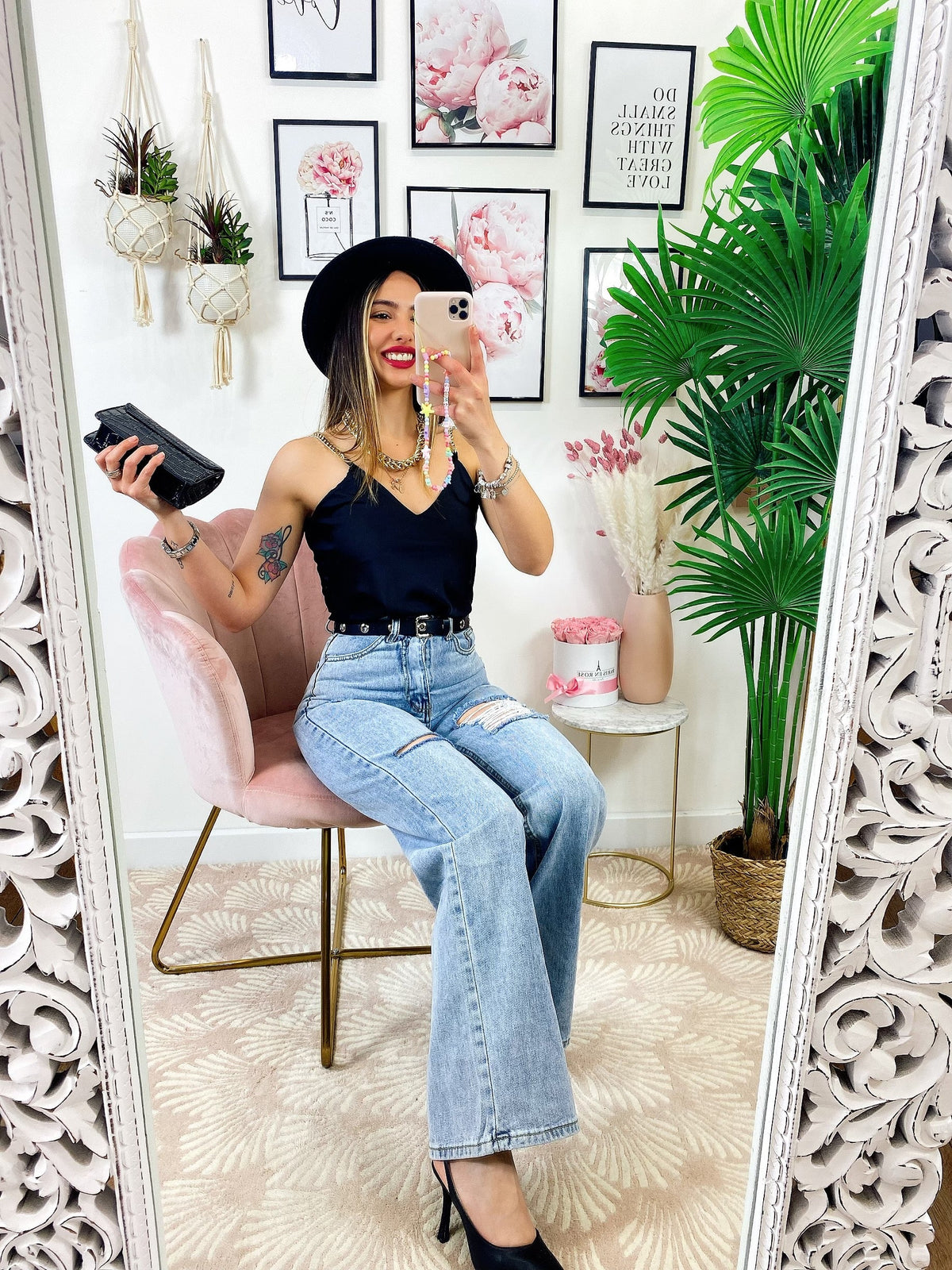 Jeans boyfriend zampa larga con maxi spacchi
