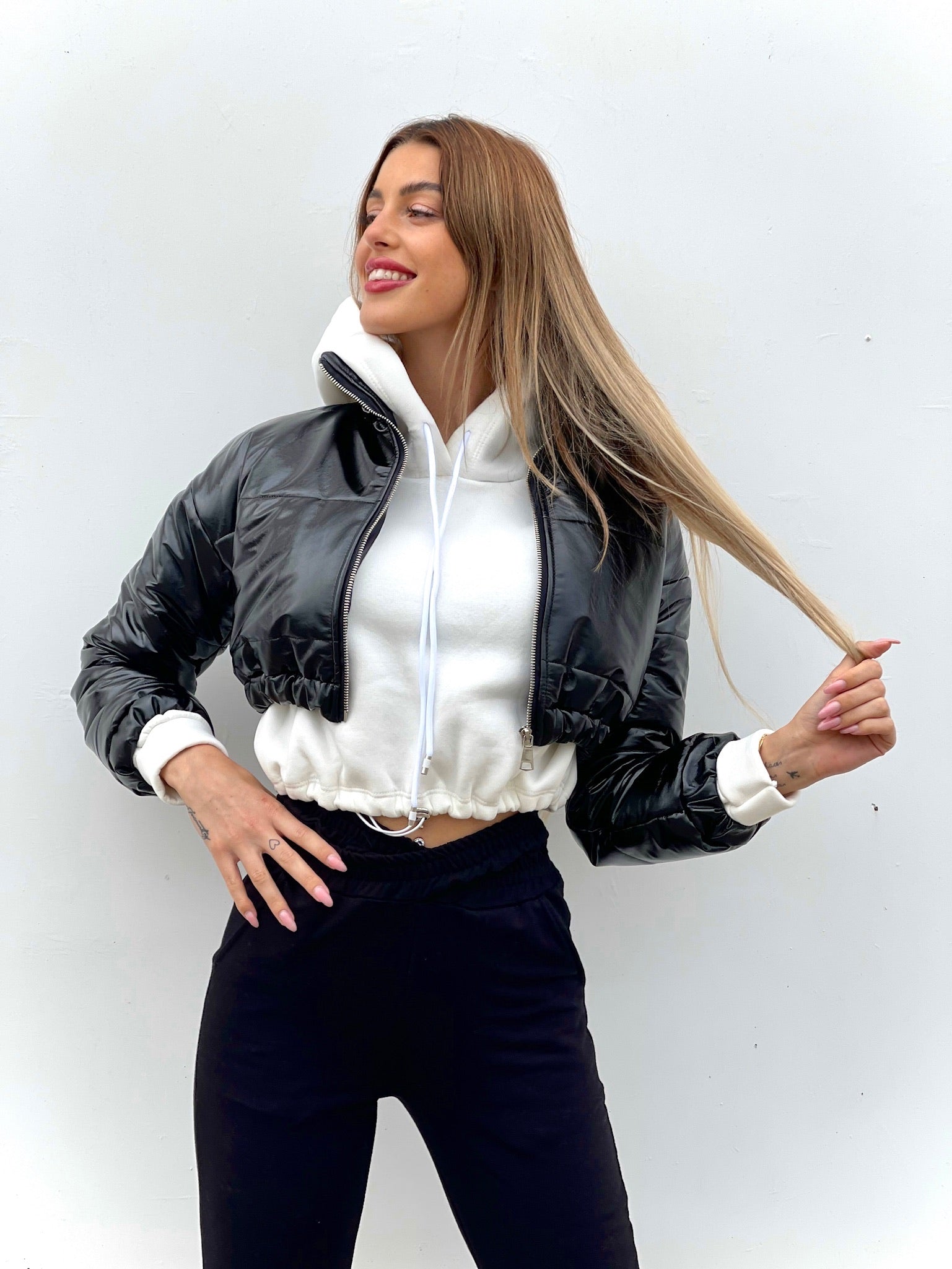 Felpa con elastico bianca