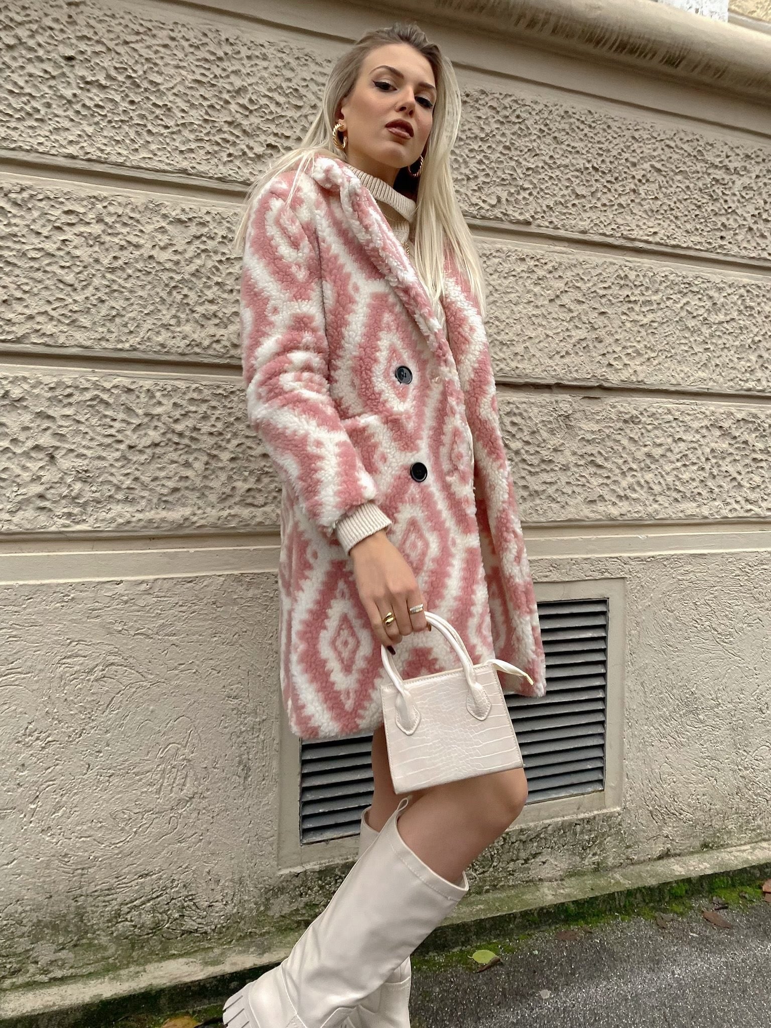 Cappotto Teddy bianco rosa