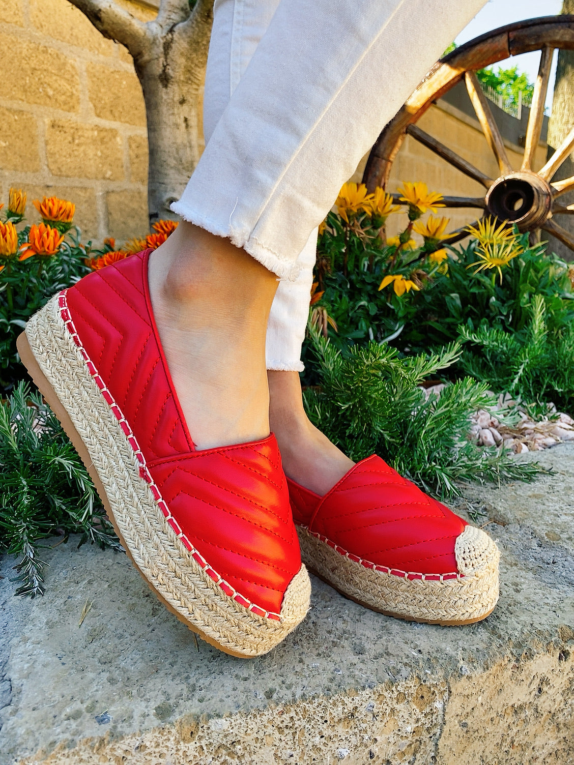 Espadrillas in eco-pelle rosse