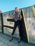 Pantalone in eco-pelle con lacci