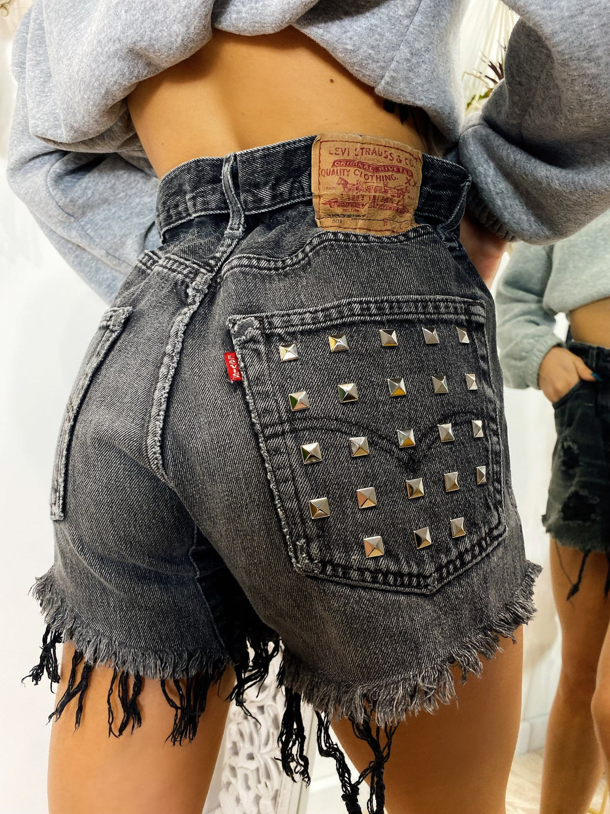 Short Levi’s Vintage Nero con Borchie