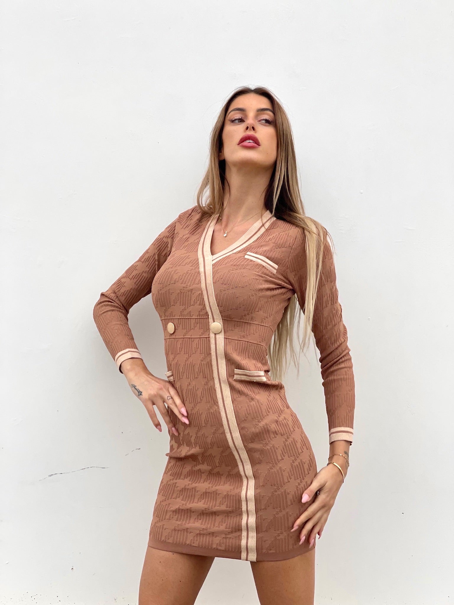 Abito in maglia a trama nude