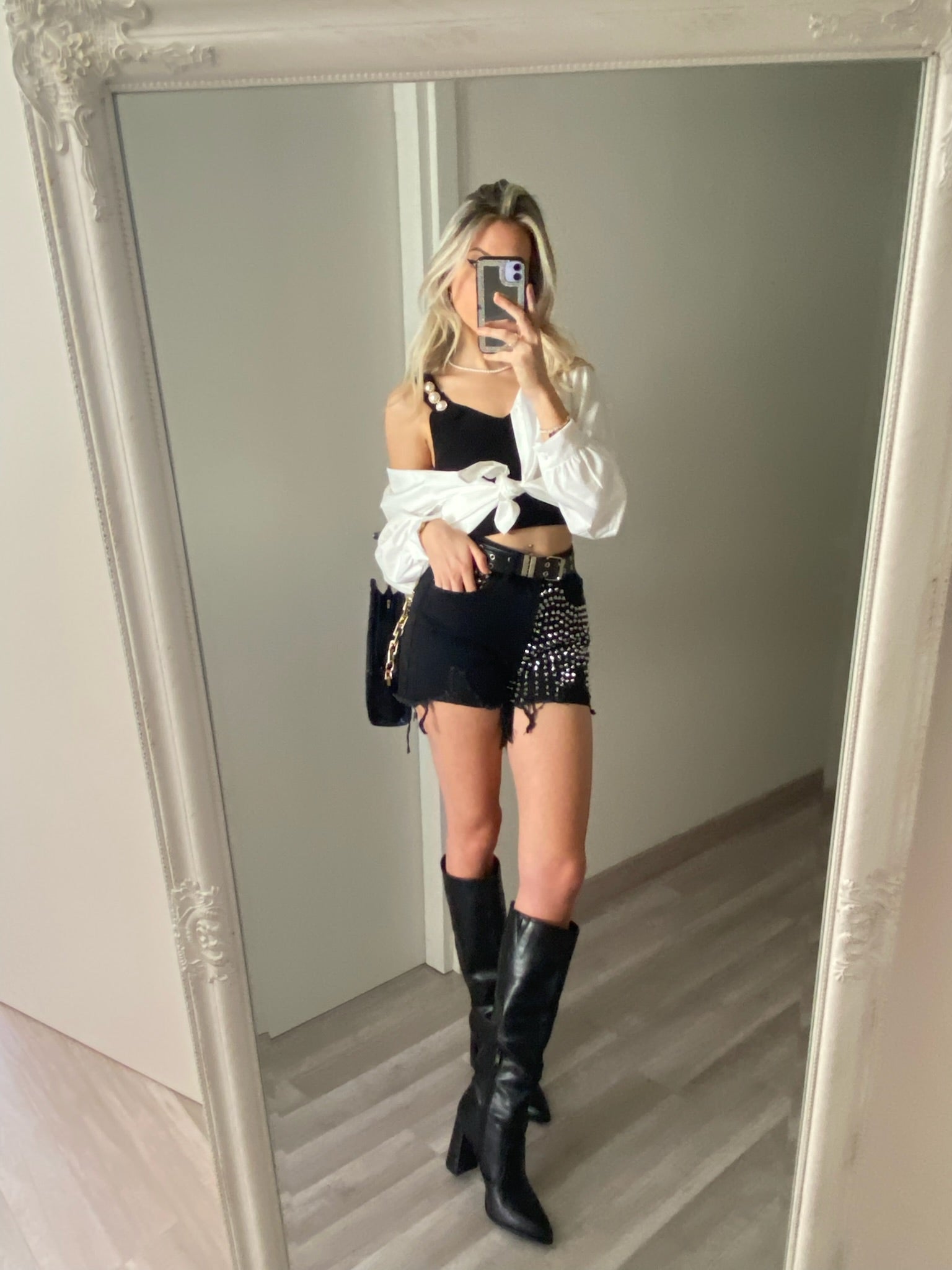 Top più camicia bianco nero