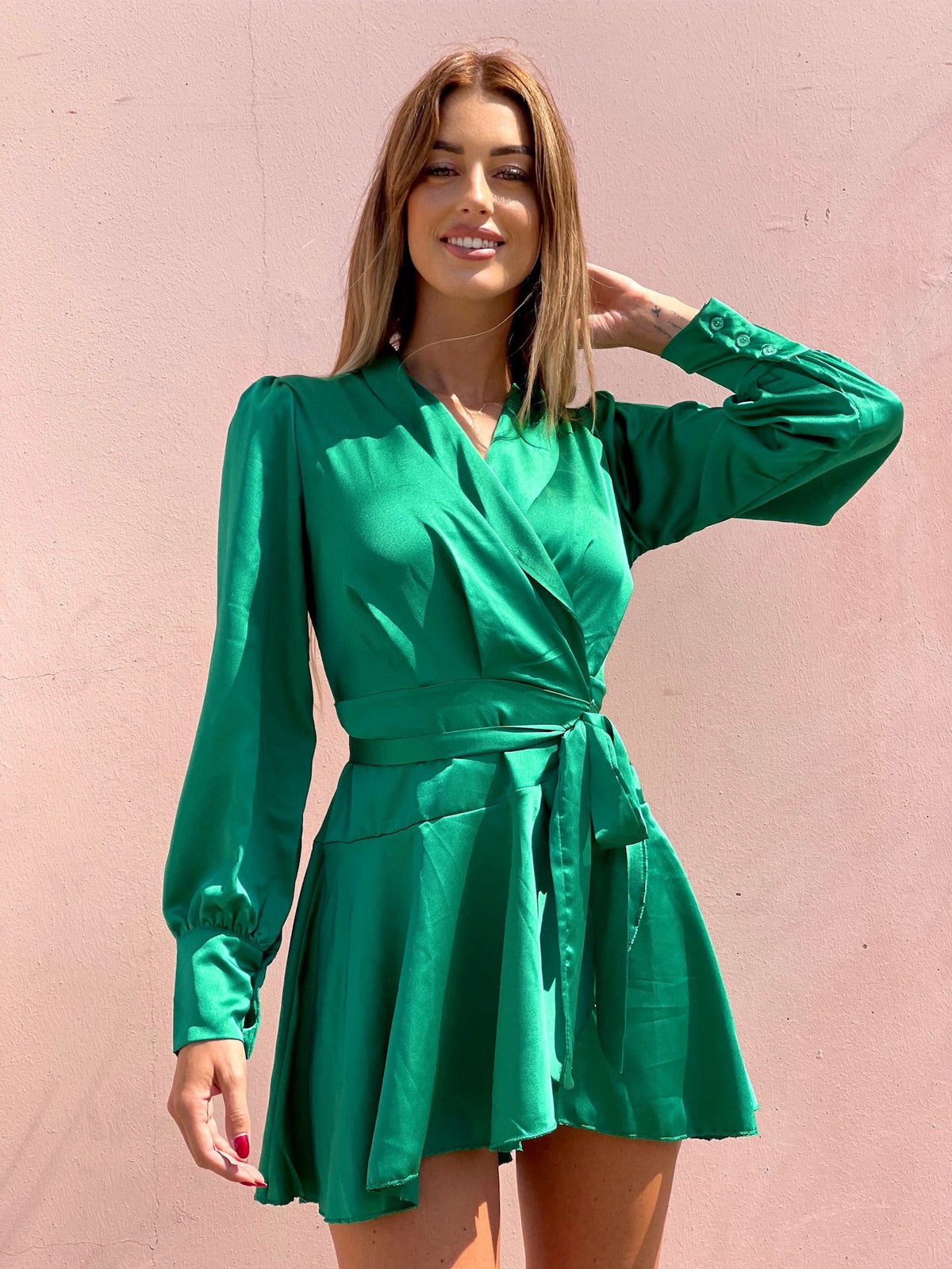 Abito in raso verde smeraldo