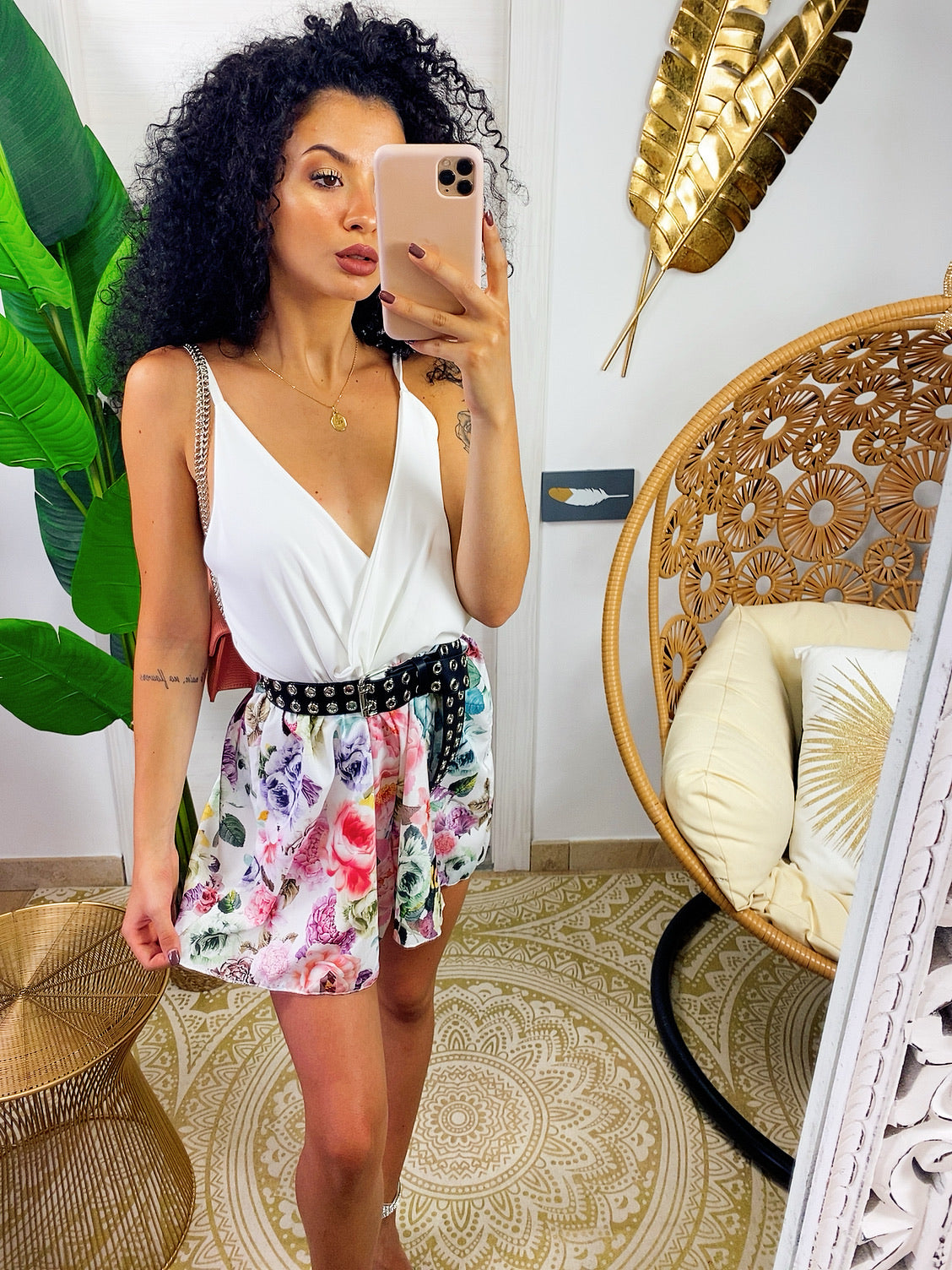 Tutina con pantaloncino a fiori sfumati lilla