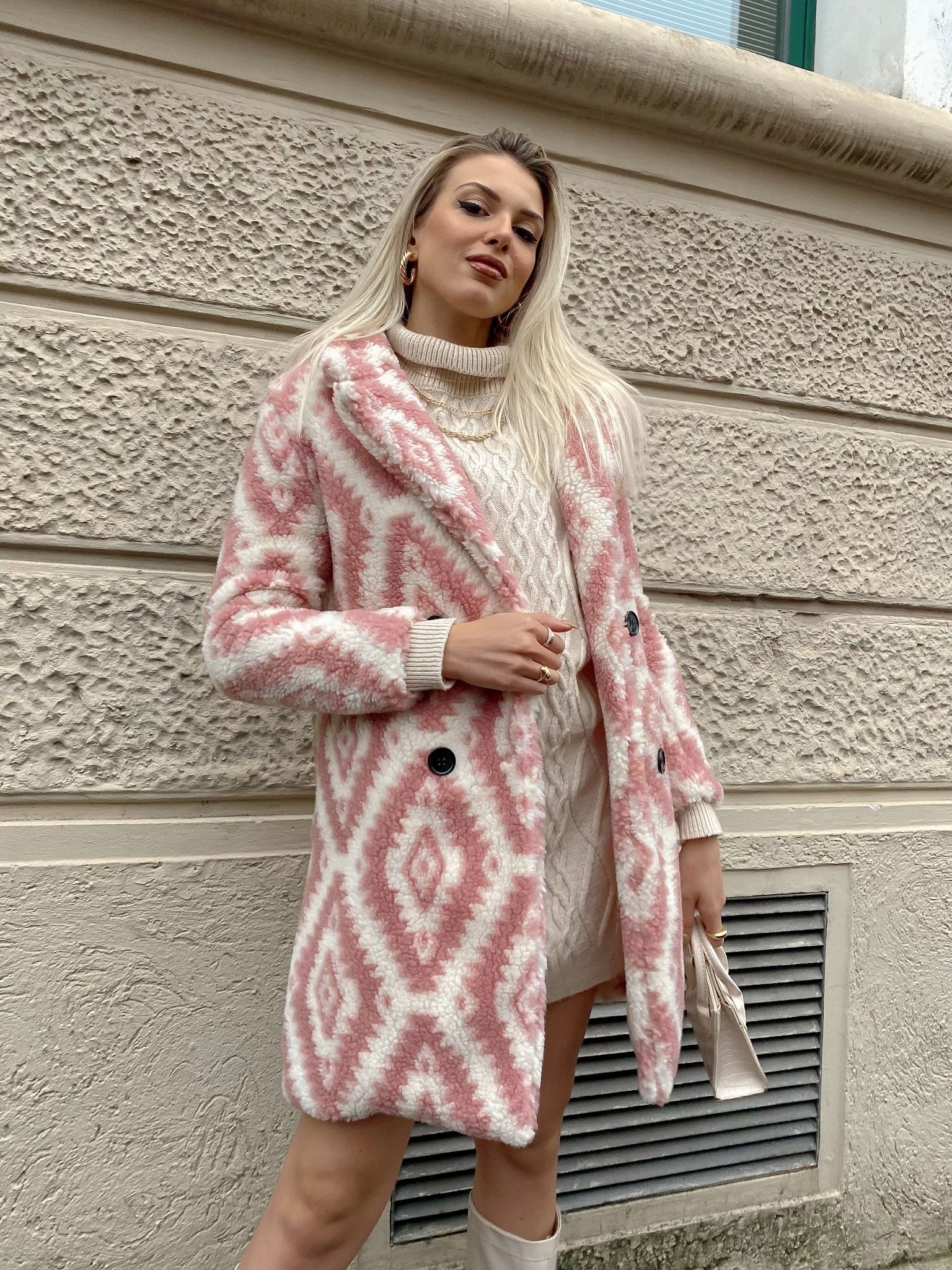Cappotto Teddy bianco rosa