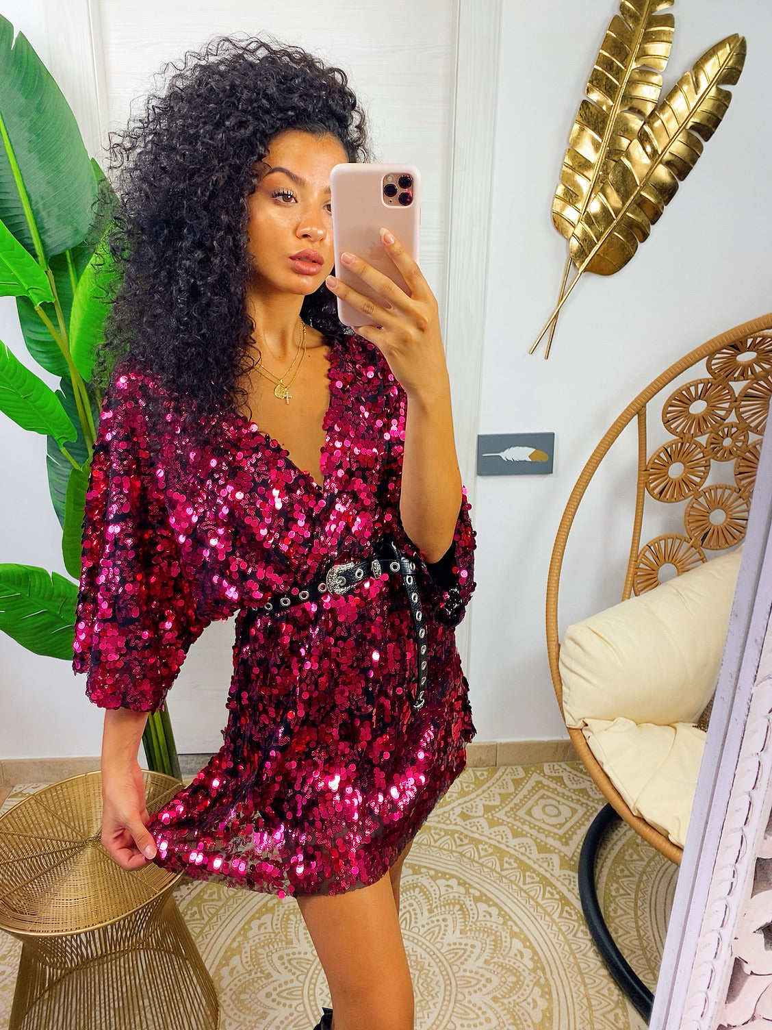 Abito con paillettes fuxia