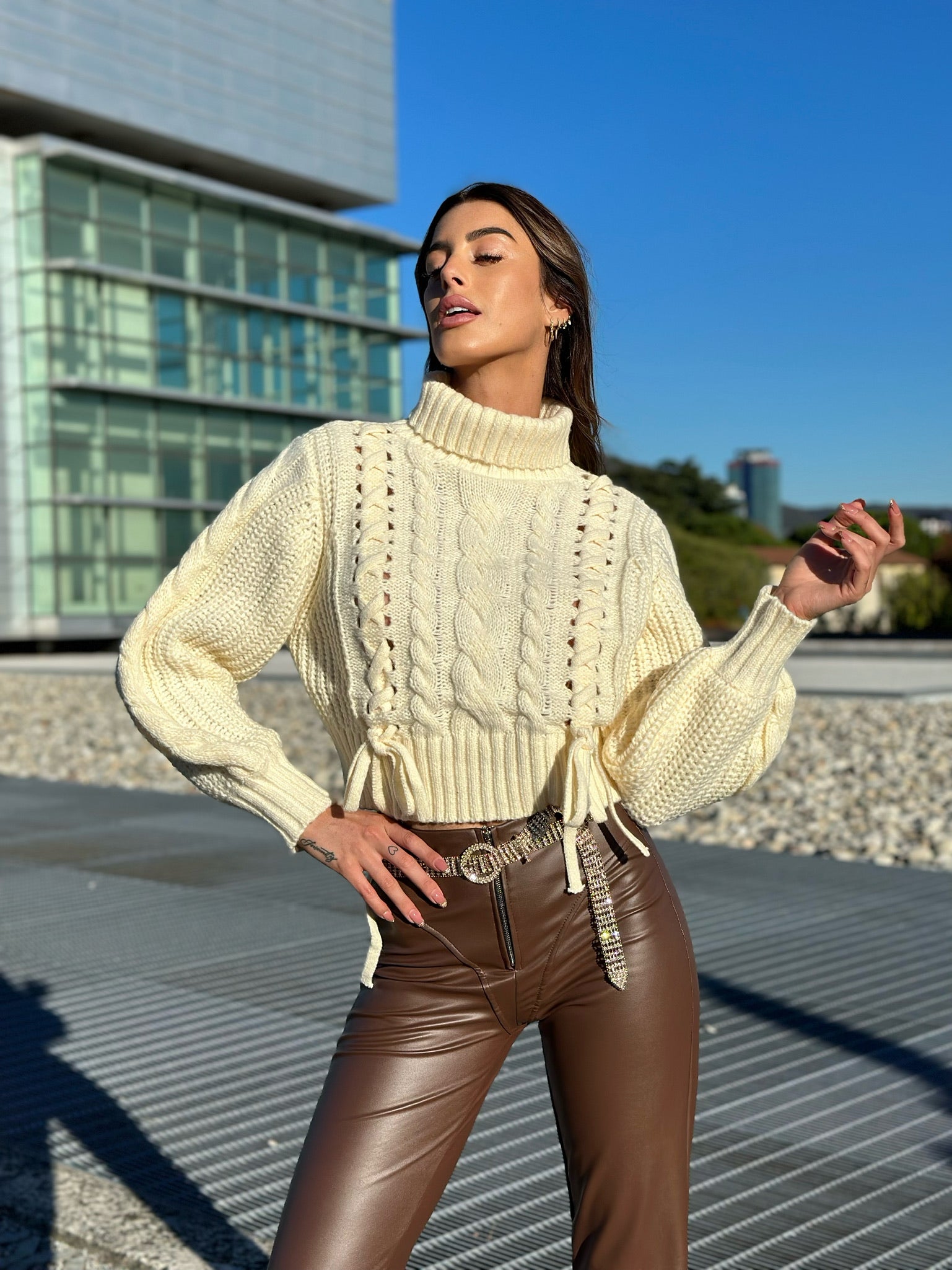 Maglione panna con trecce