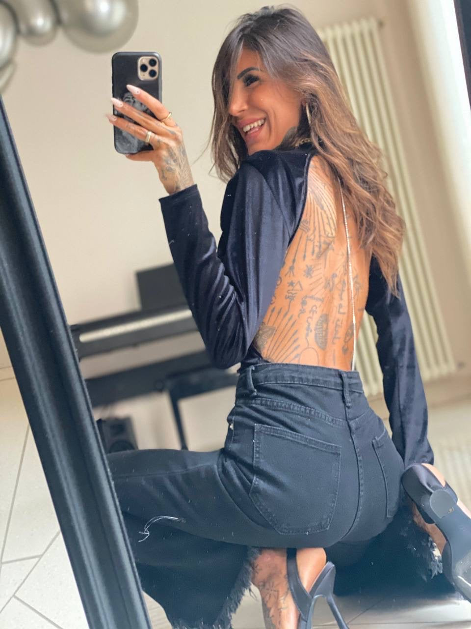 Body in velluto schiena aperta con strass