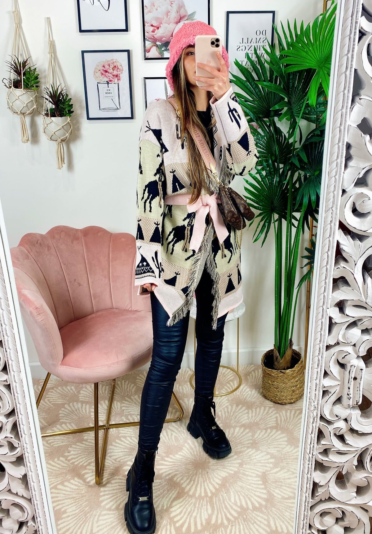 Cardigan frange e cinta con cavallo Rosa