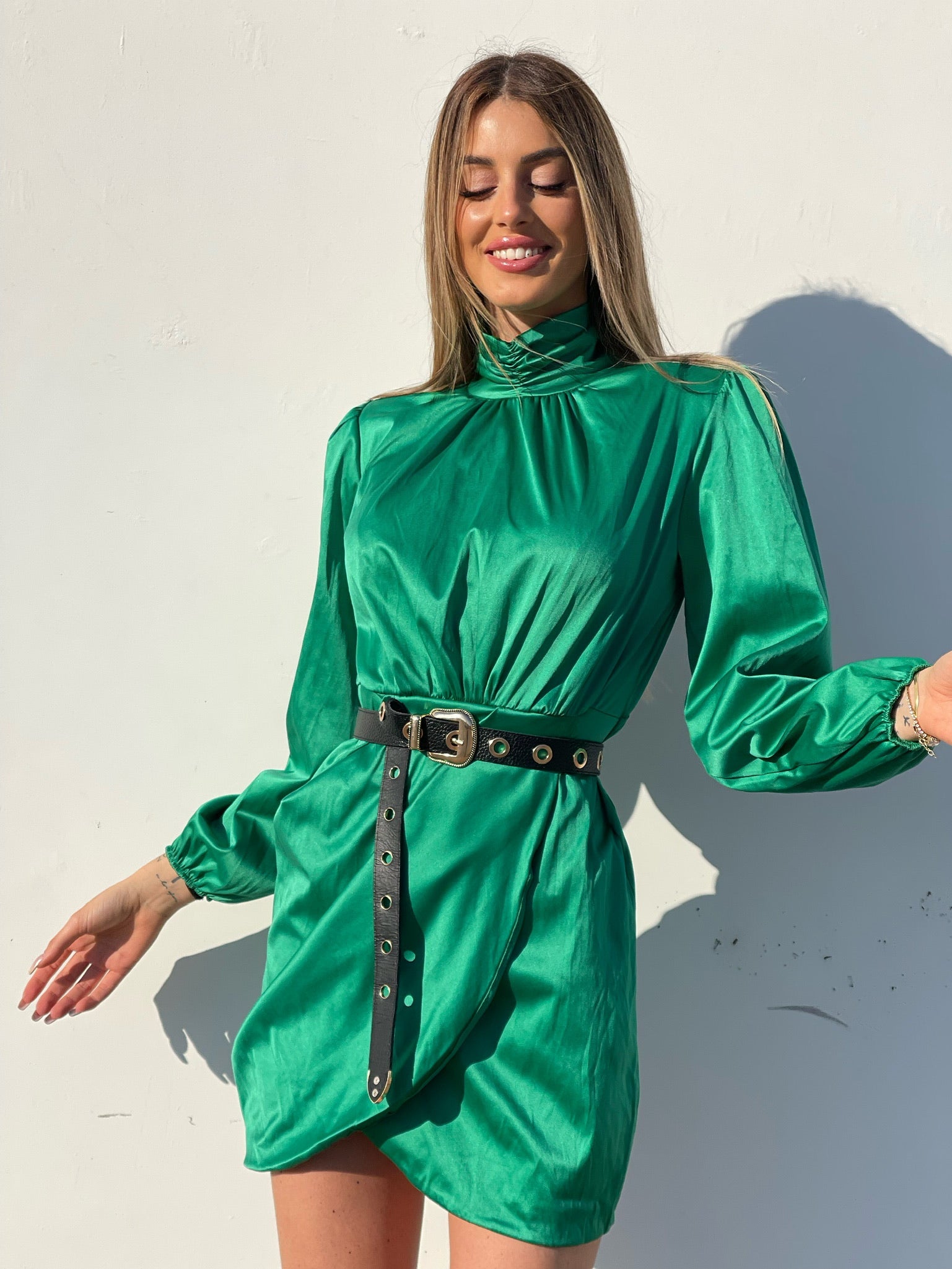 Abito in raso verde smeraldo