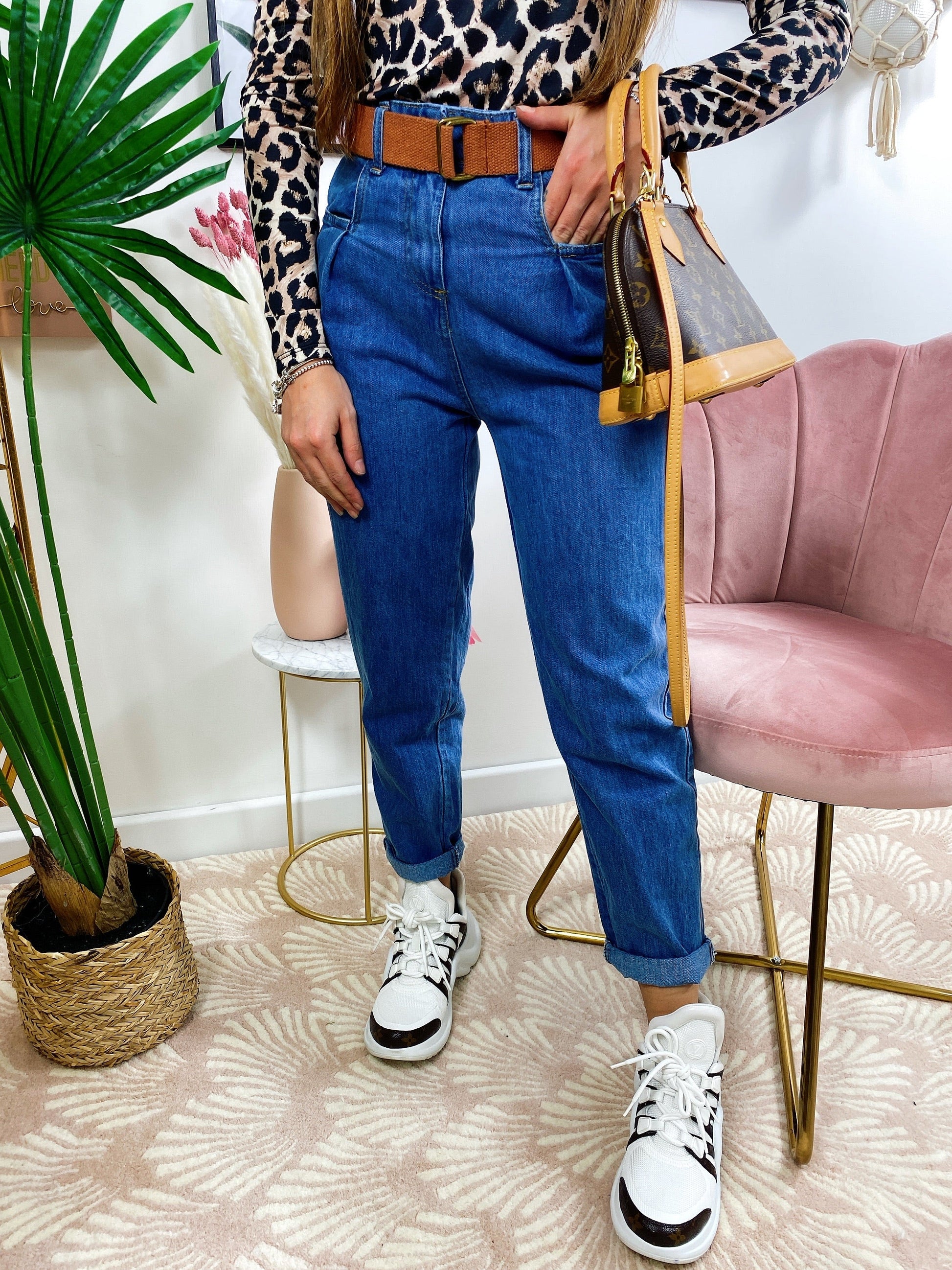 Jeans boyfriend con cintura compresa brown