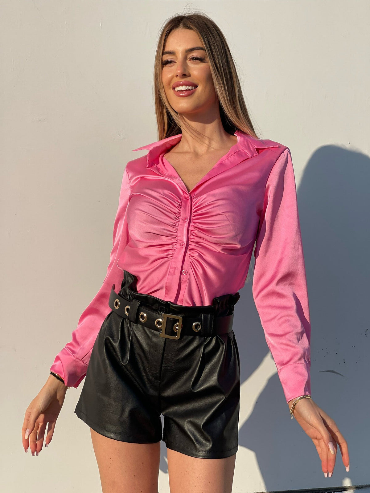 Camicia rosa barbie con arricciatura