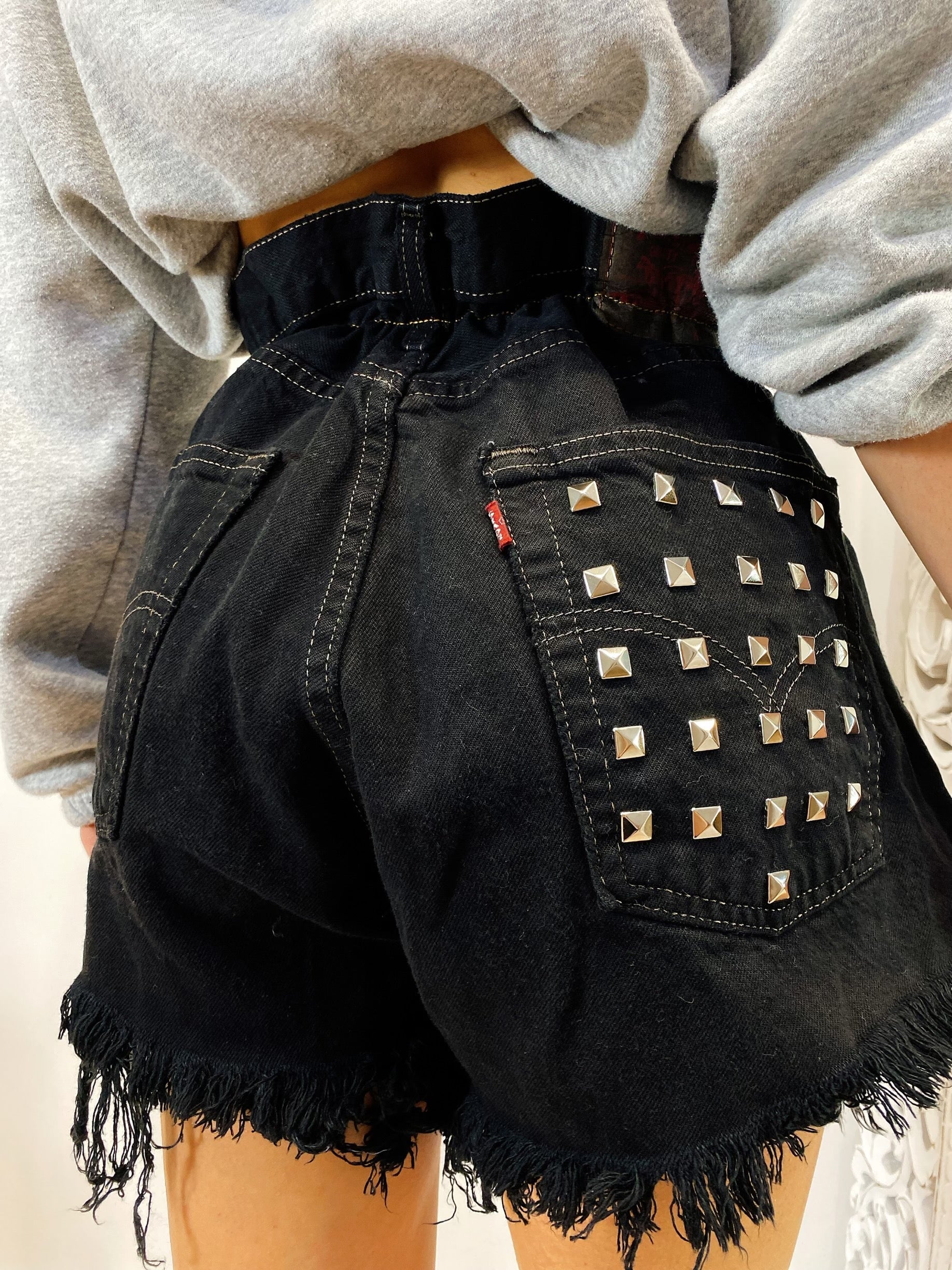 Short Levi’s Vintage con Borchie Nero
