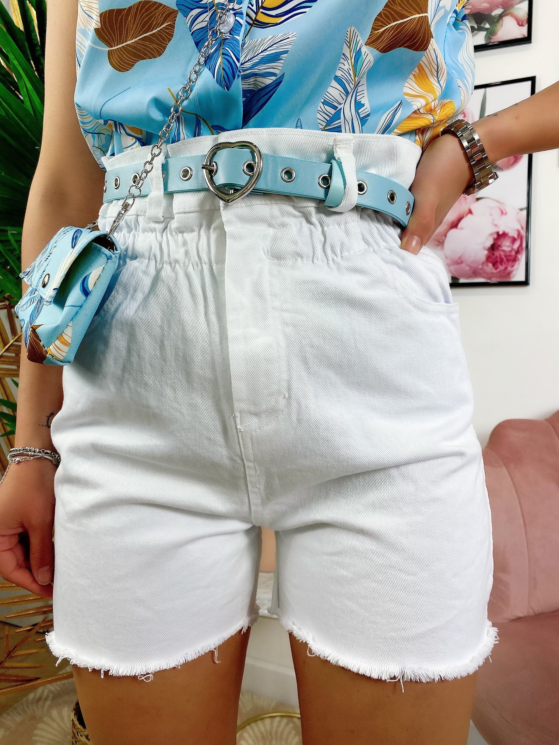 Short bianco con elastico