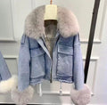 Giaccone di jeans con eco-pelliccia grigio.