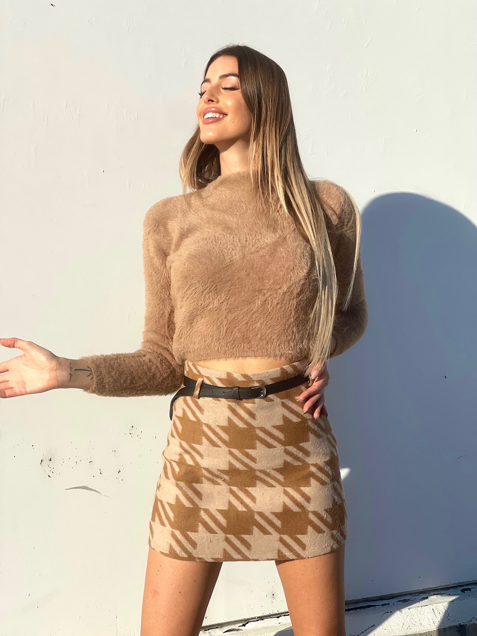 Maglioncino morbidissimo a collo alto camel
