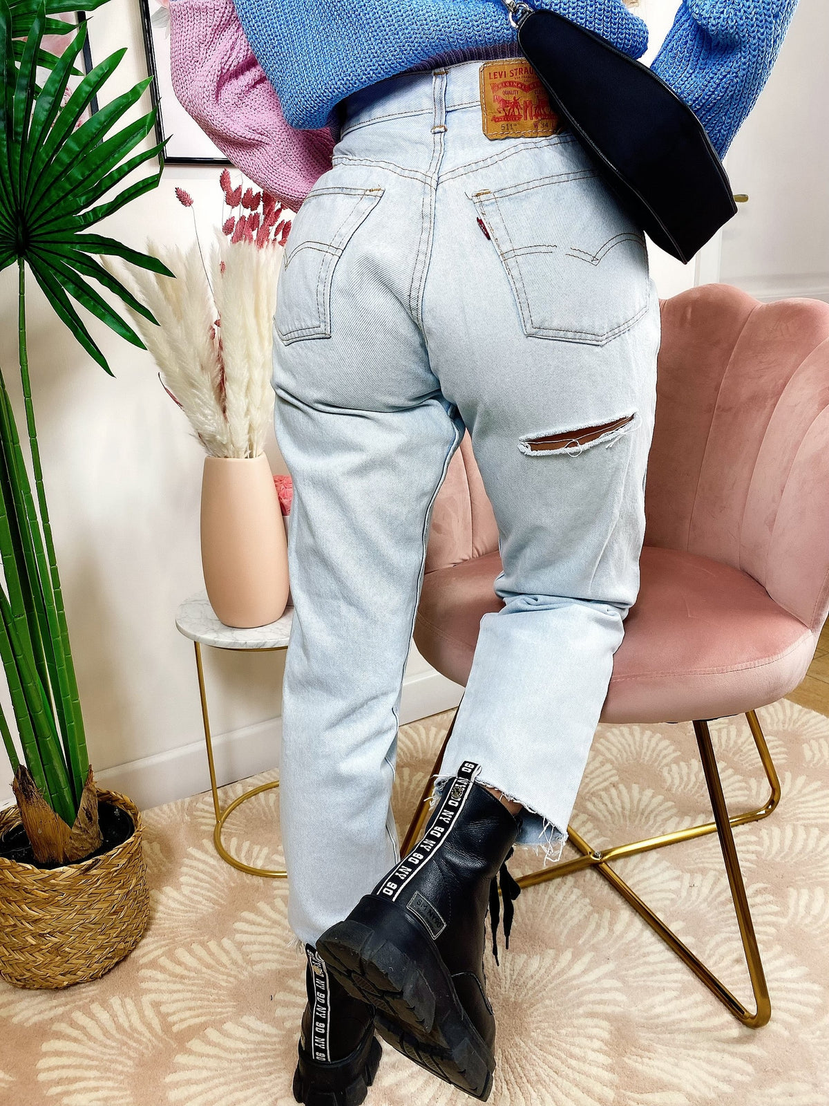 Jeans Levi’s Vintage con spacco chiaro
