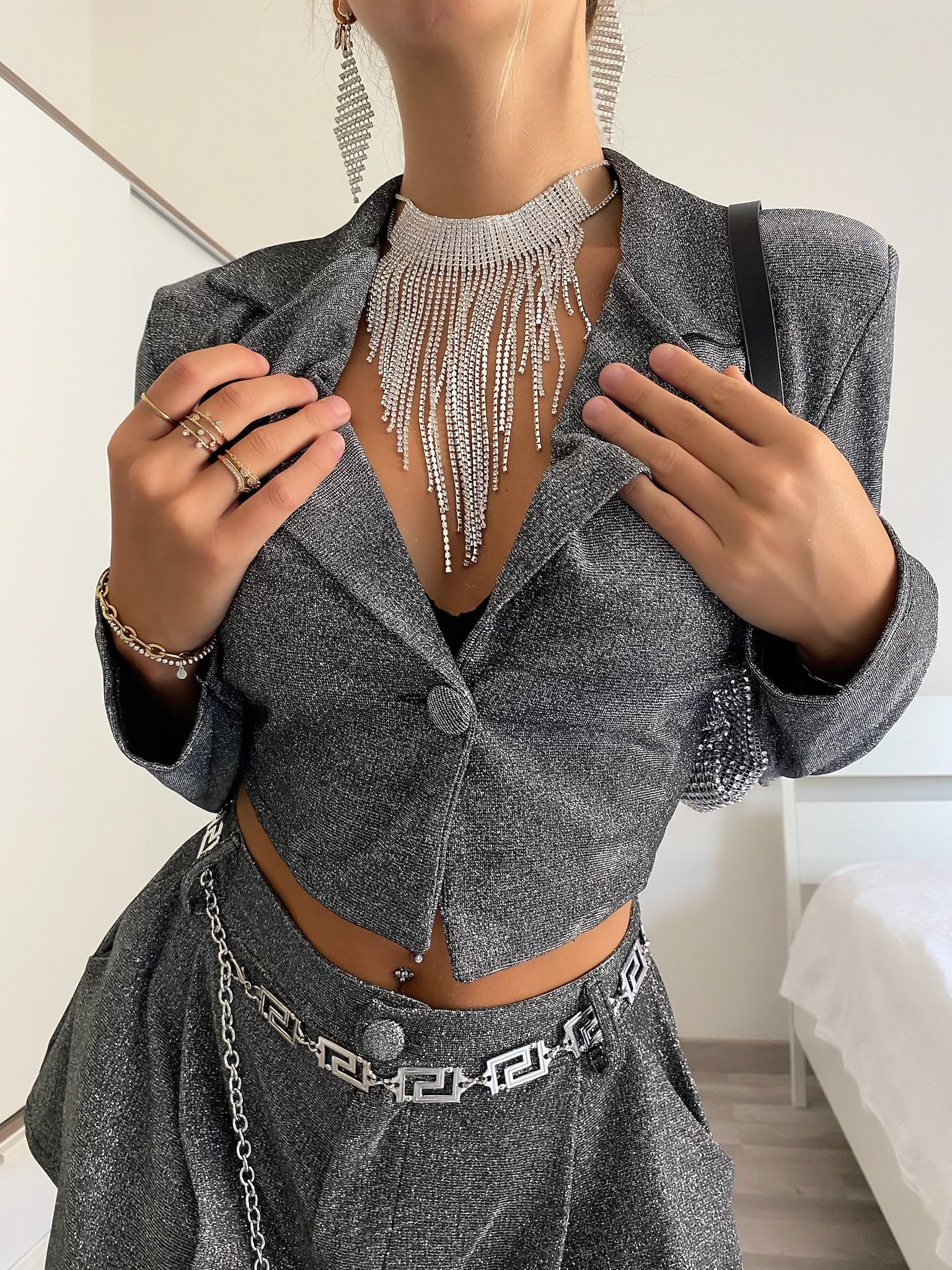 Completo giacca crop e short glitter argento