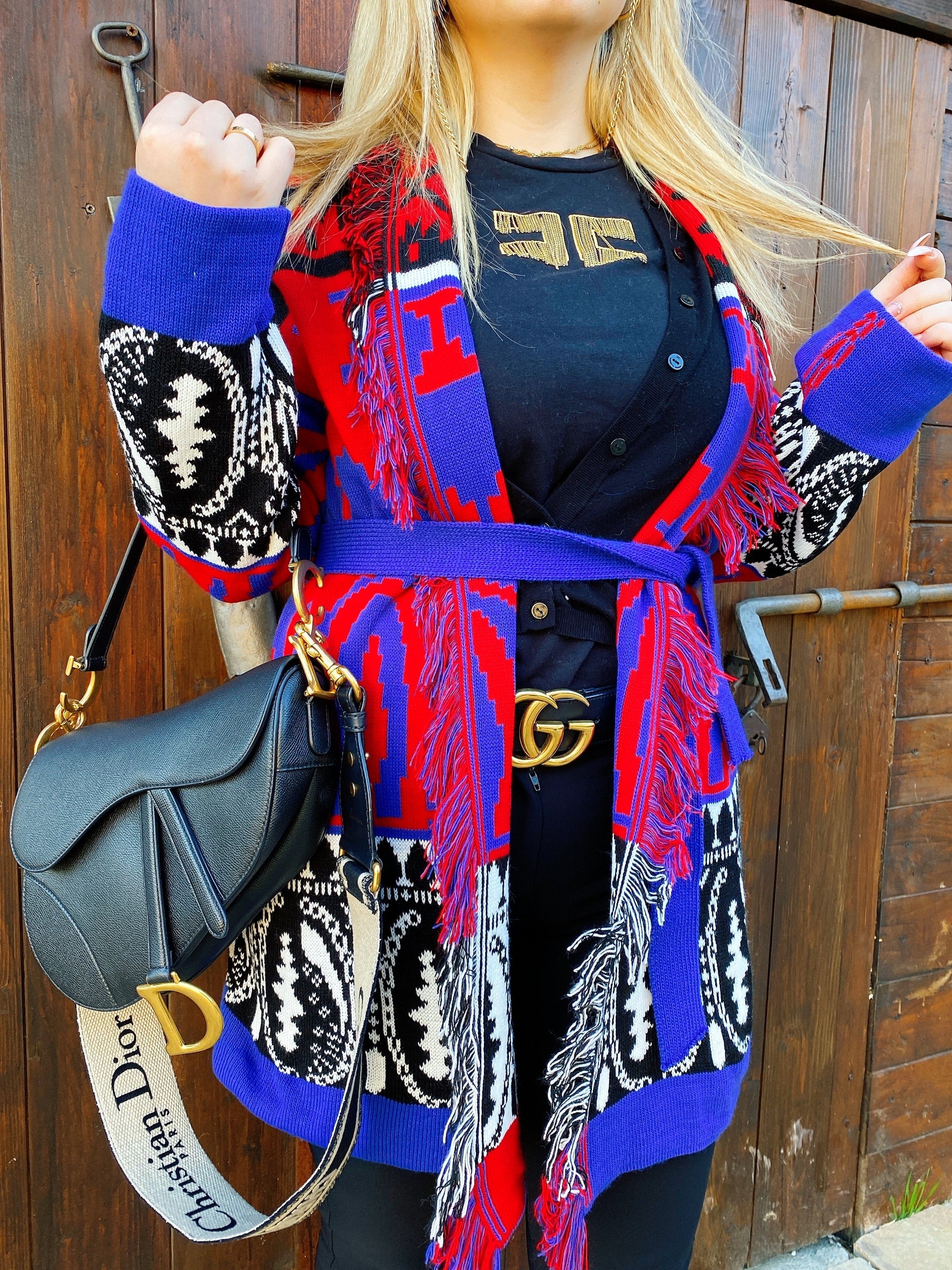 Cardigan rosso blu con frange e cinta