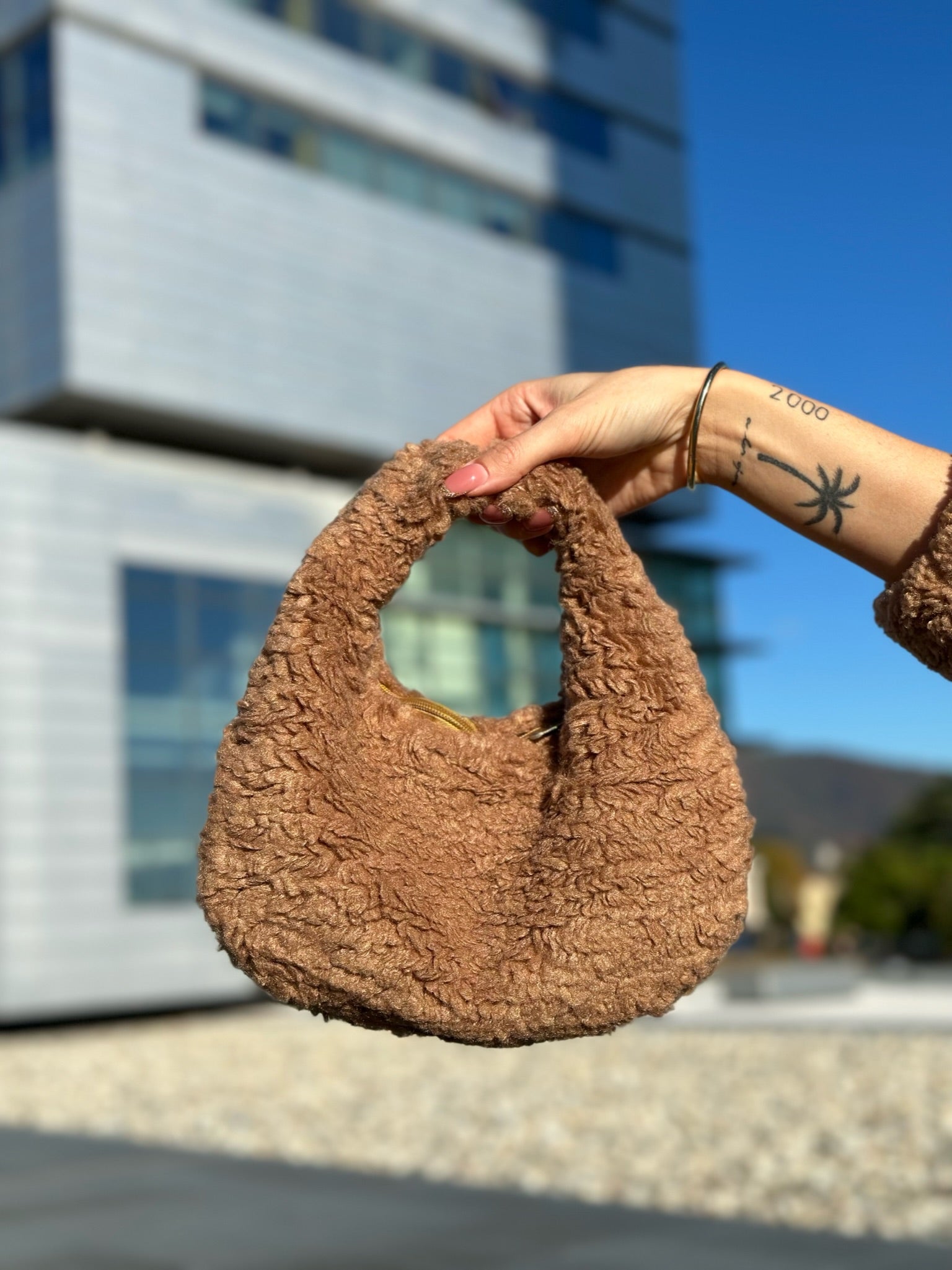 Cappotto Teddy Camel e pochette