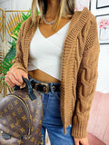 Cardigan camel con trecce