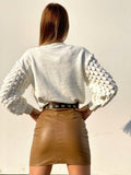 Maglione con onde e bottoni gioiello Bianco