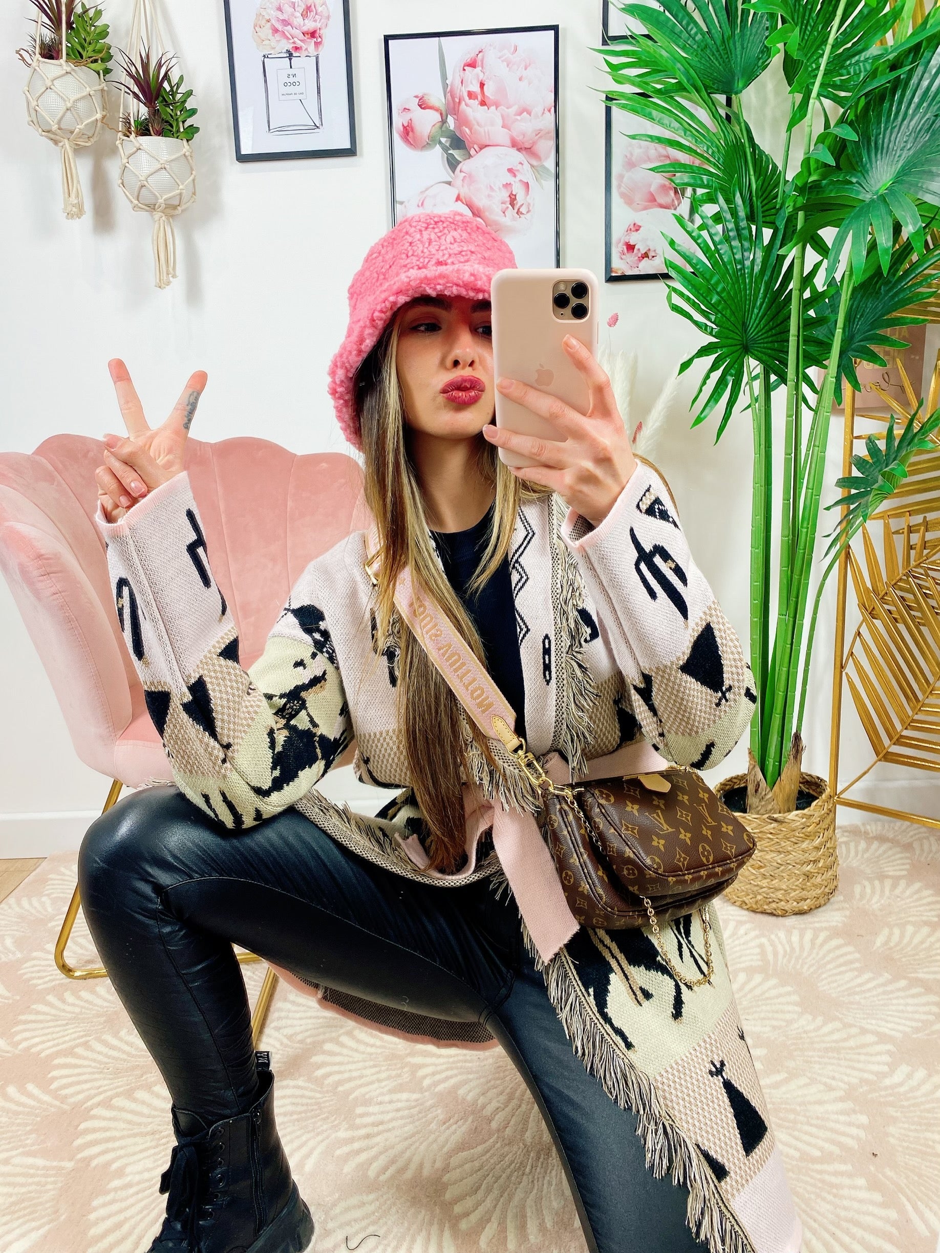 Cardigan frange e cinta con cavallo Rosa