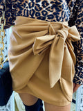 Gonna con fiocco beige