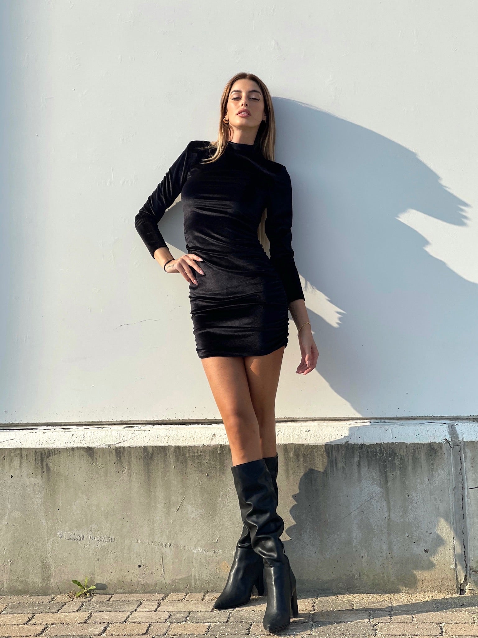 Abito in velluto nero