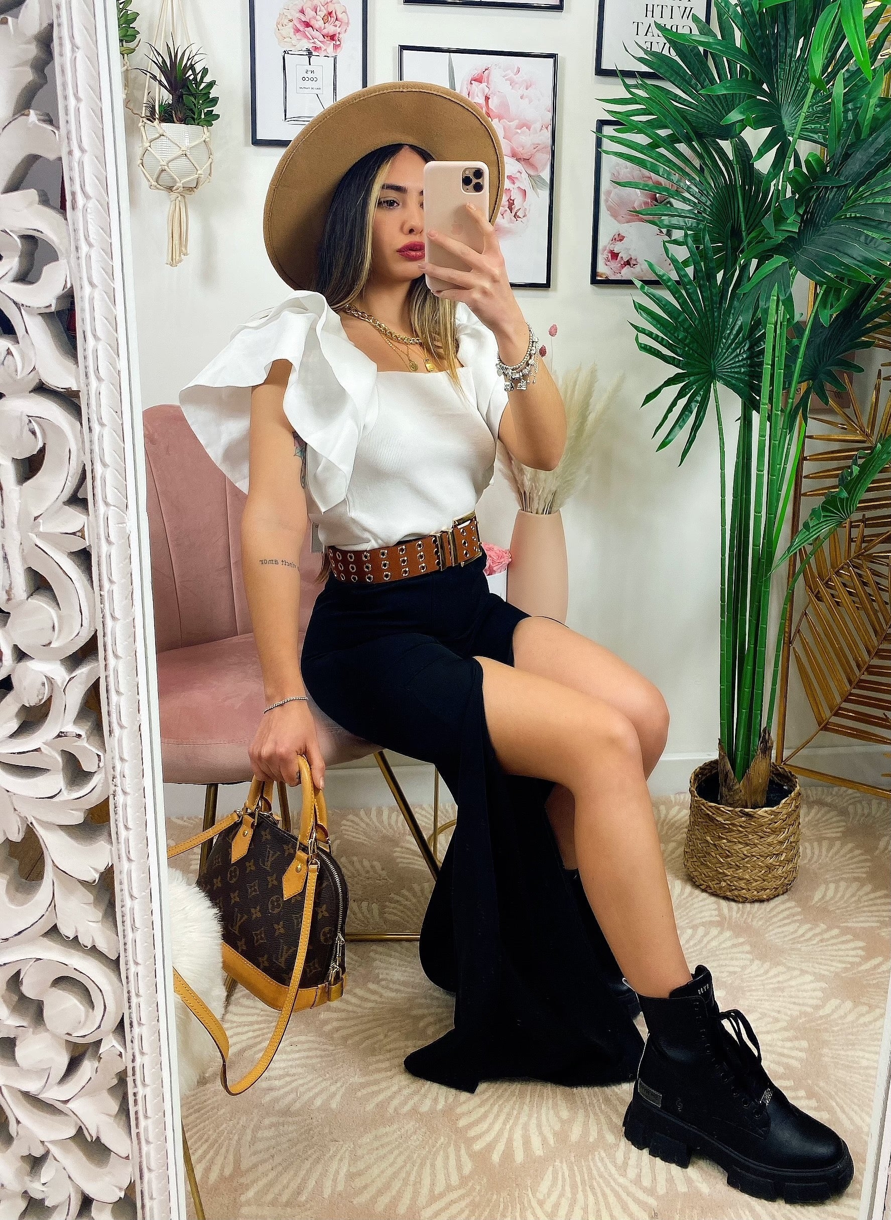 Leggins a zampa con spacco profondo