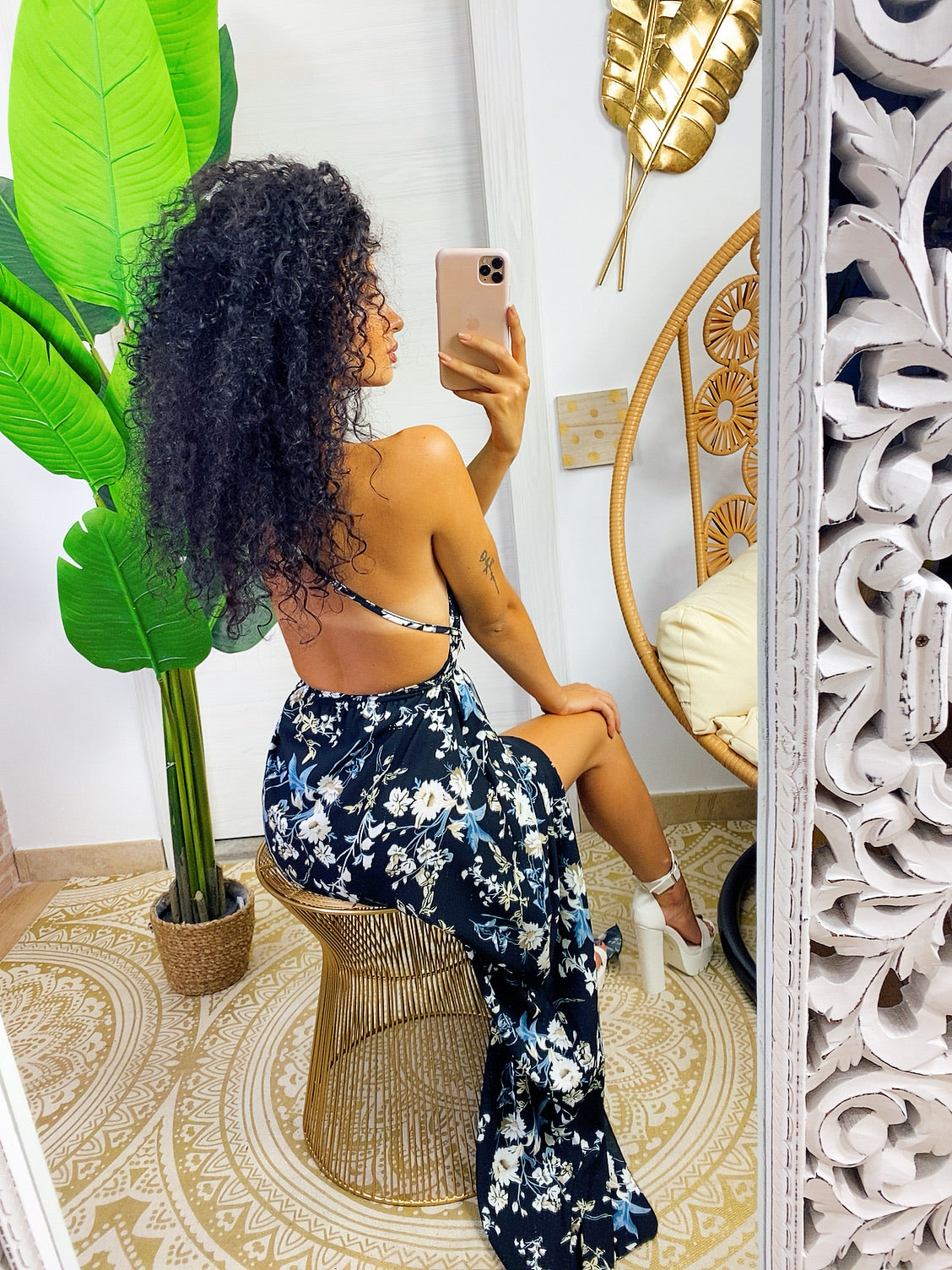 Abito Afrodite con fiori Nero