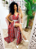 Abito con maxi spacco rosso con ricami