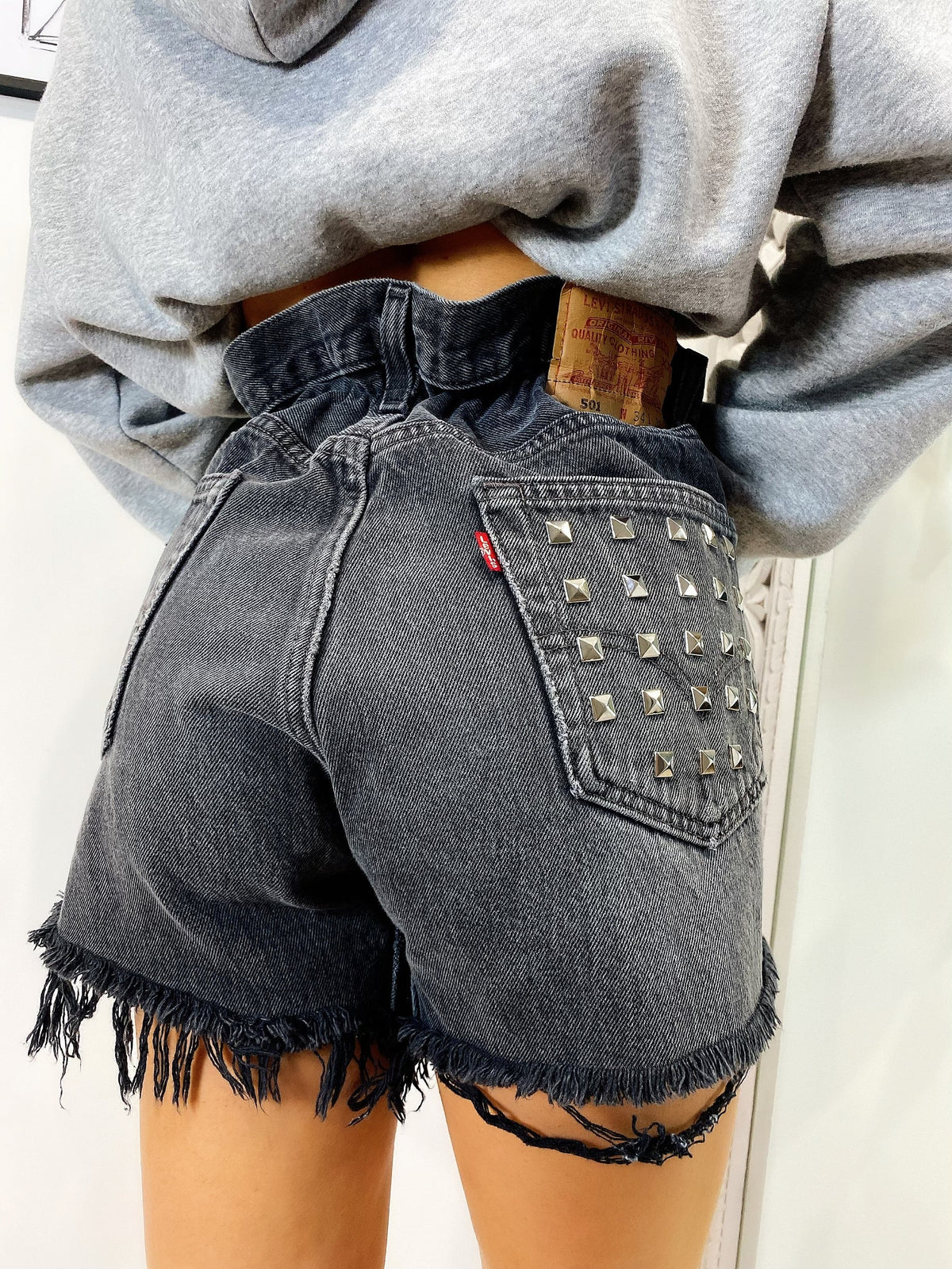 Short Levi’s Vintage con Borchie bagno grigio