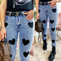 Jeans con cuori grandi
